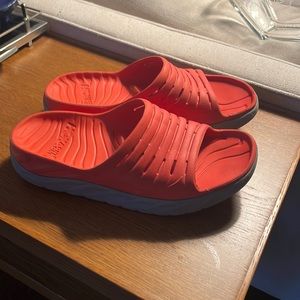 Hoka slides
